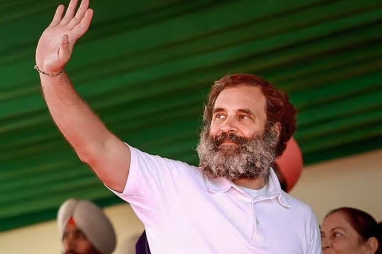Rahul Gandhi Disqualified: राहुल गांधी की सदस्यता जाने पर दिल्ली से केरल तक प्रदर्शन, कांग्रेस बोली- 'डरो मत'