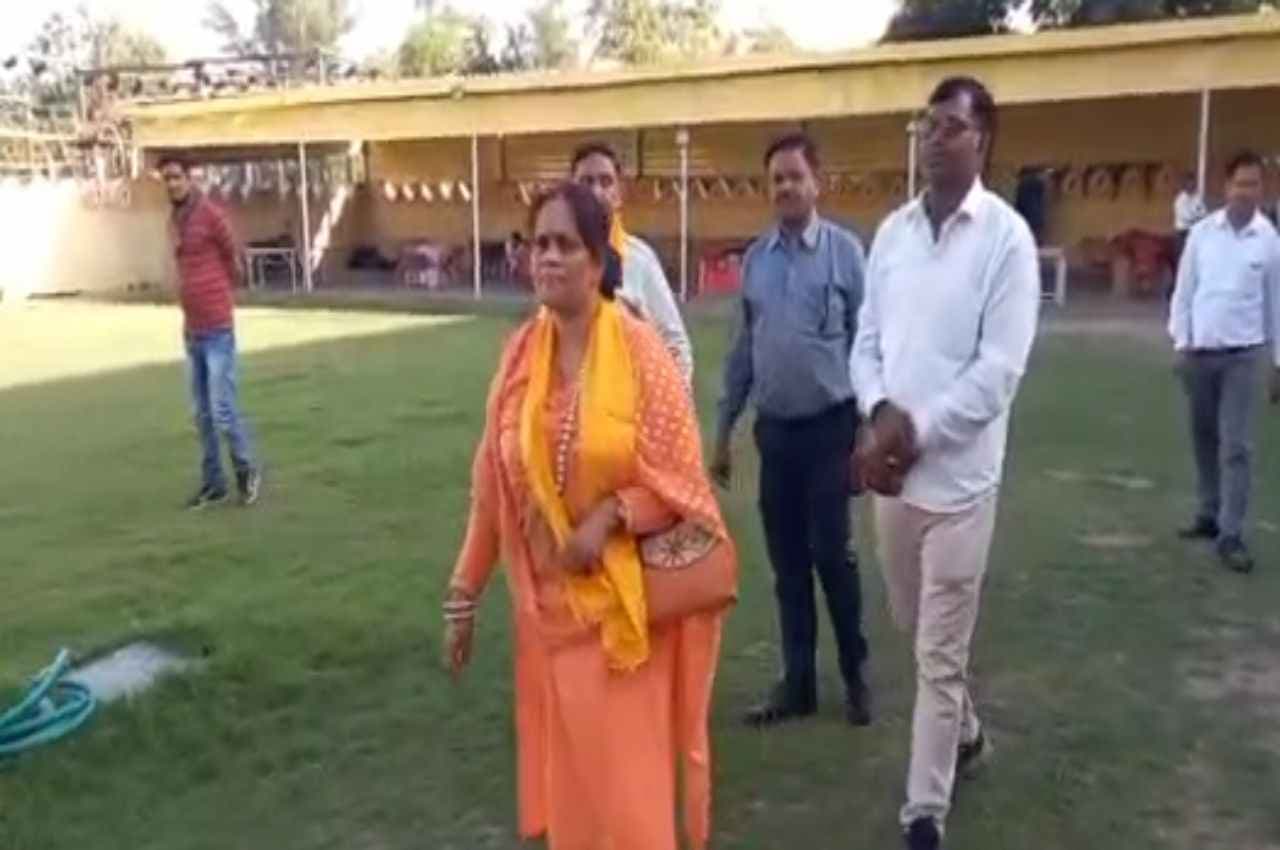 Rajasthan News: साध्वी प्राची ने गहलोत सरकार पर साधा निशाना, बोलीं- 'आने वाले चुनाव में जनता सिखाएगी सबक'