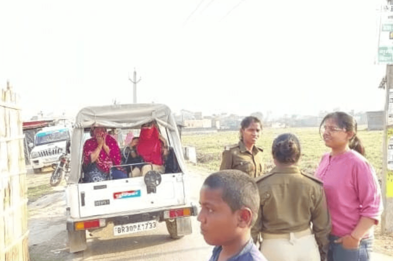 असम की लड़की को बचाने मामा और भाई कस्टमर बनकर पहुंचे रेड लाइट एरिया, फिर हुआ बड़ा खुलासा