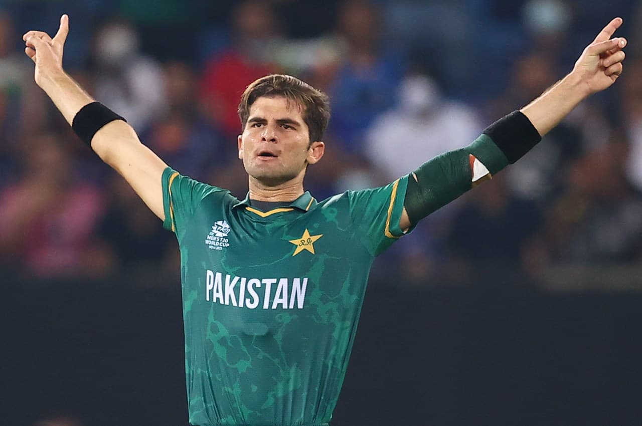 T20 खेलने इंग्लैंड चले शाहीन अफरीदी, फ्रेंचाइजी के कोच बोले- मिल गया बॉक्स ऑफिस प्लेयर