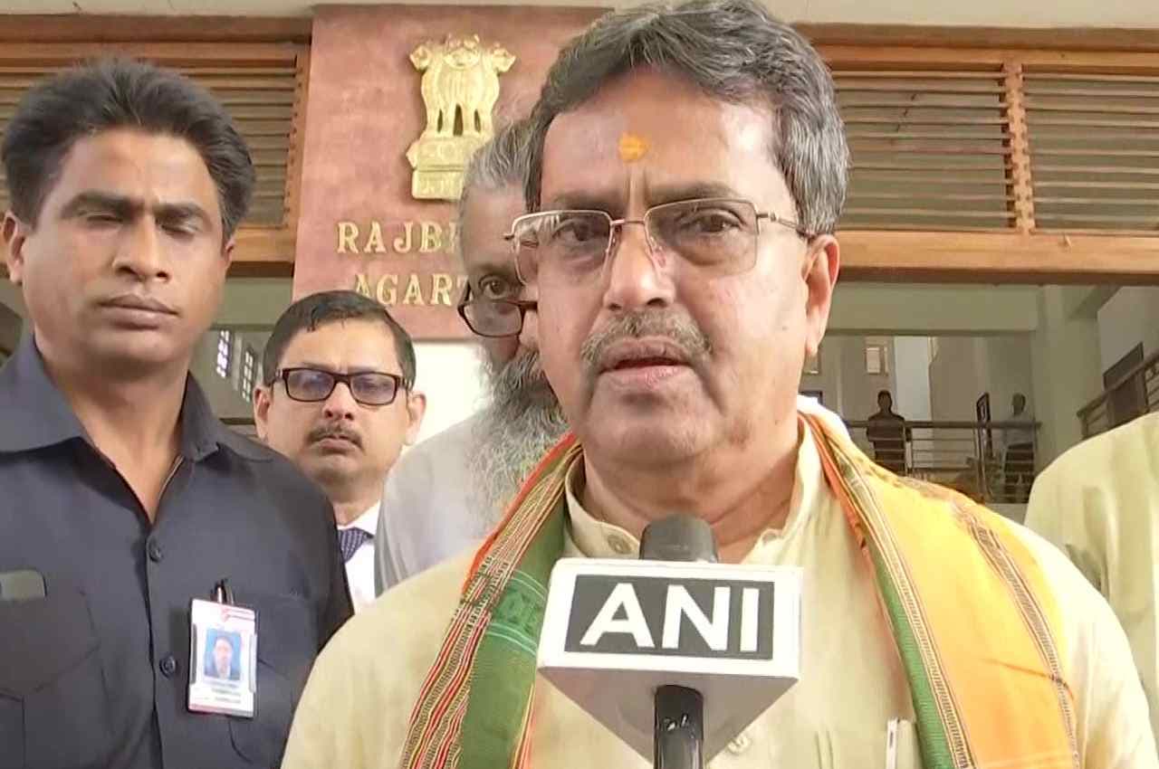 Tripura Politics: माणिक साहा ने मुख्यमंत्री पद से दिया इस्तीफा, बोले- इस दिन होगा शपथ ग्रहण समारोह