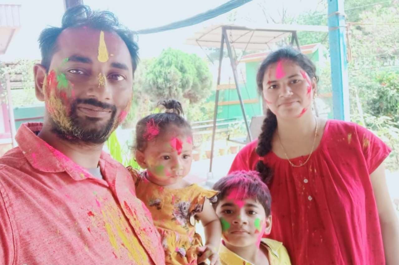 Crime News: पश्चिम बंगाल में एक ही परिवार के 4 लोगों की घर में मिली लाश, हत्या या आत्महत्या में उलझी गुत्थी