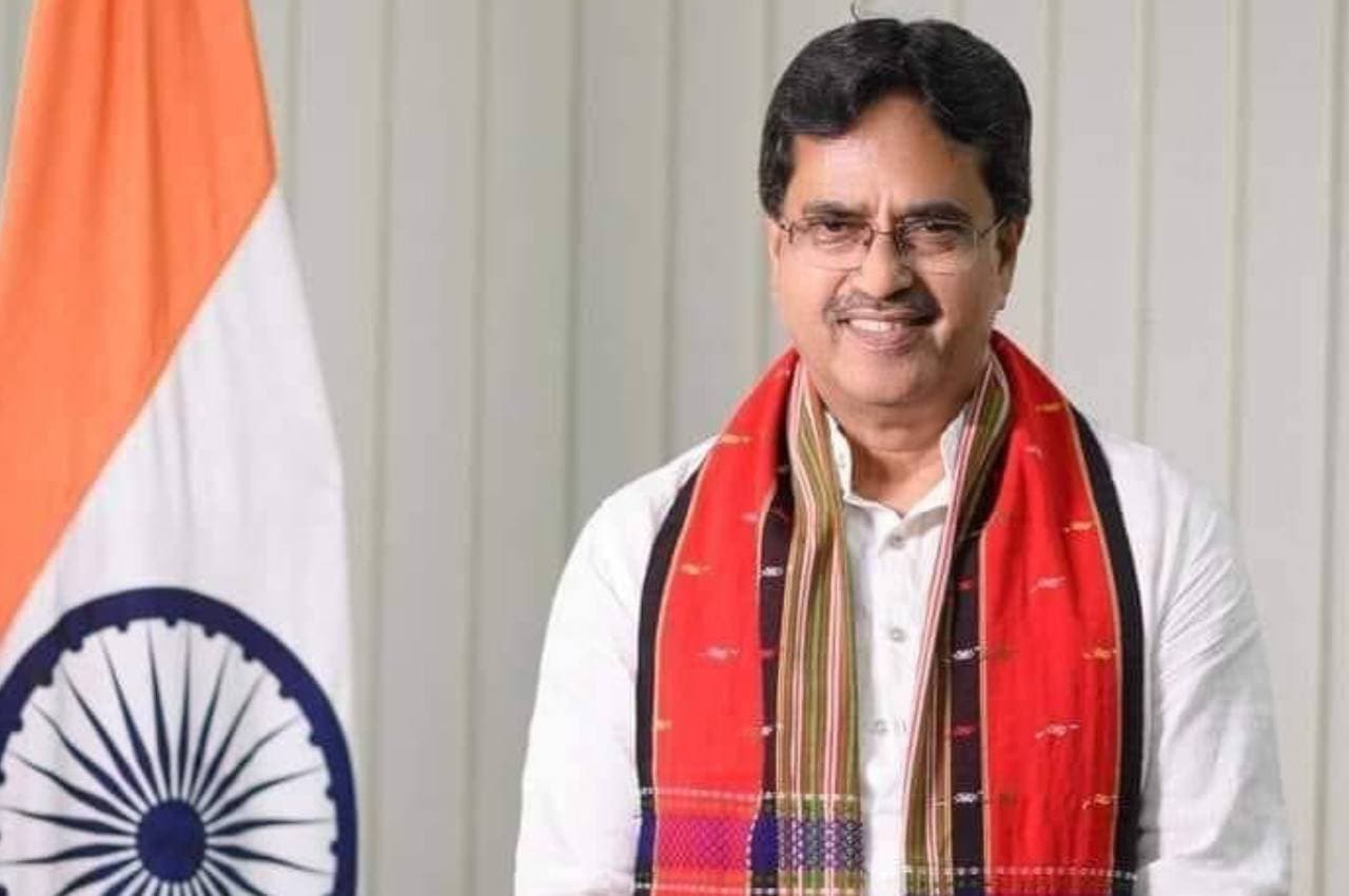 माणिक साहा दूसरी बार त्रिपुरा CM बने, साथ में 8 विधायकों ने भी ली शपथ, कैबिनेट की 3 कुर्सी खाली, जानें वजह