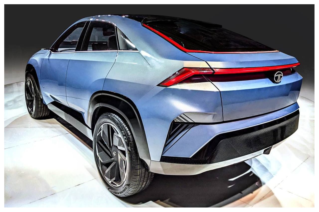 Tata Curvv SUV coupe की आहट से फूली Creta और Seltos की सांस, जानें इस नई कार की कीमत