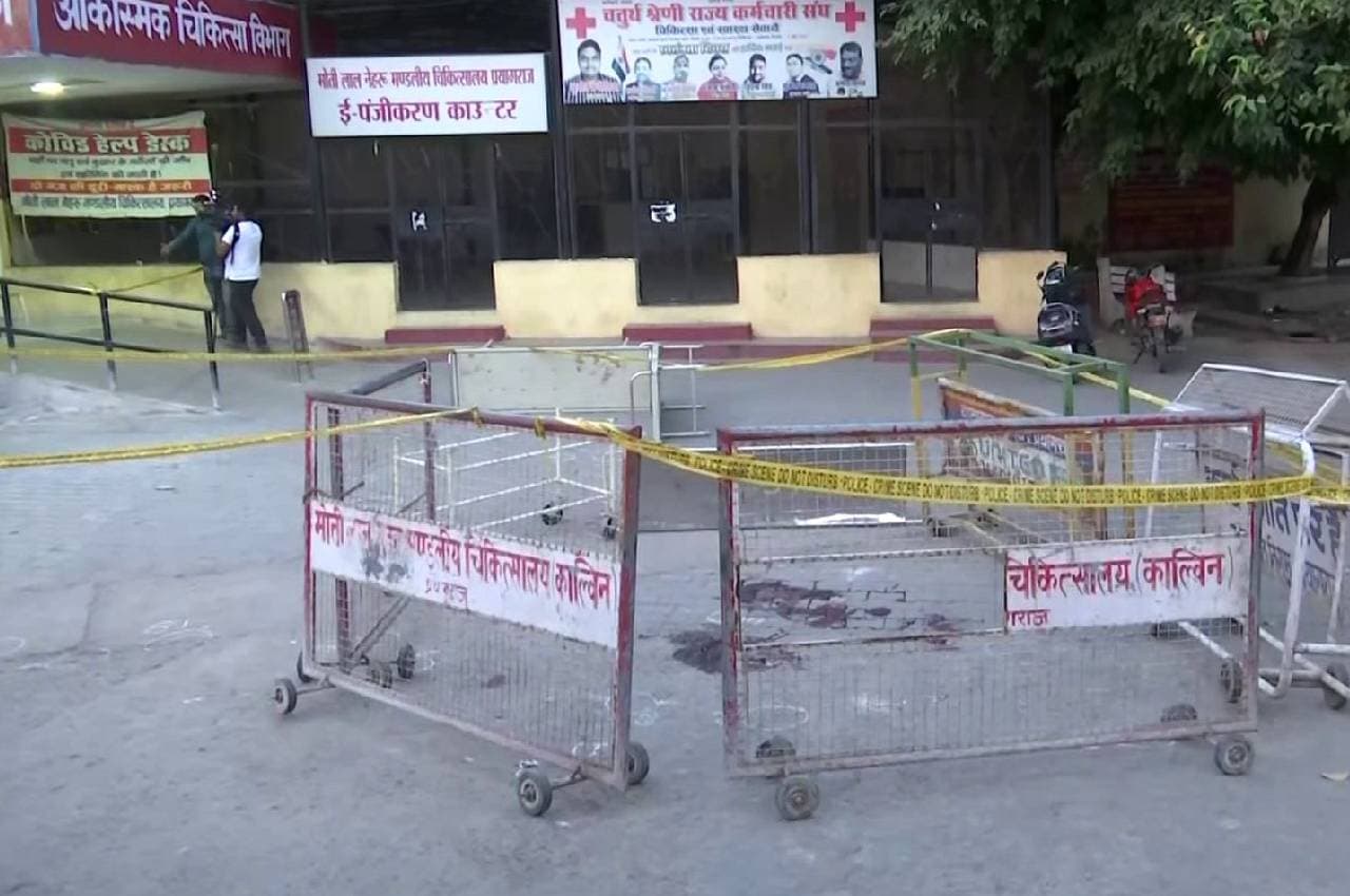 Atiq Ashraf Murder: यूपी के सभी जिलों में धारा 144 लागू, पुलिस को सतर्कता बरतने के निर्देश