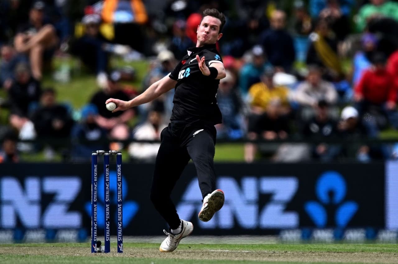PAK vs NZ: वर्ल्ड कप खेलना चाहता है न्यूजीलैंड का तूफानी गेंदबाज, पाकिस्तान के खिलाफ आग उगलने को तैयार