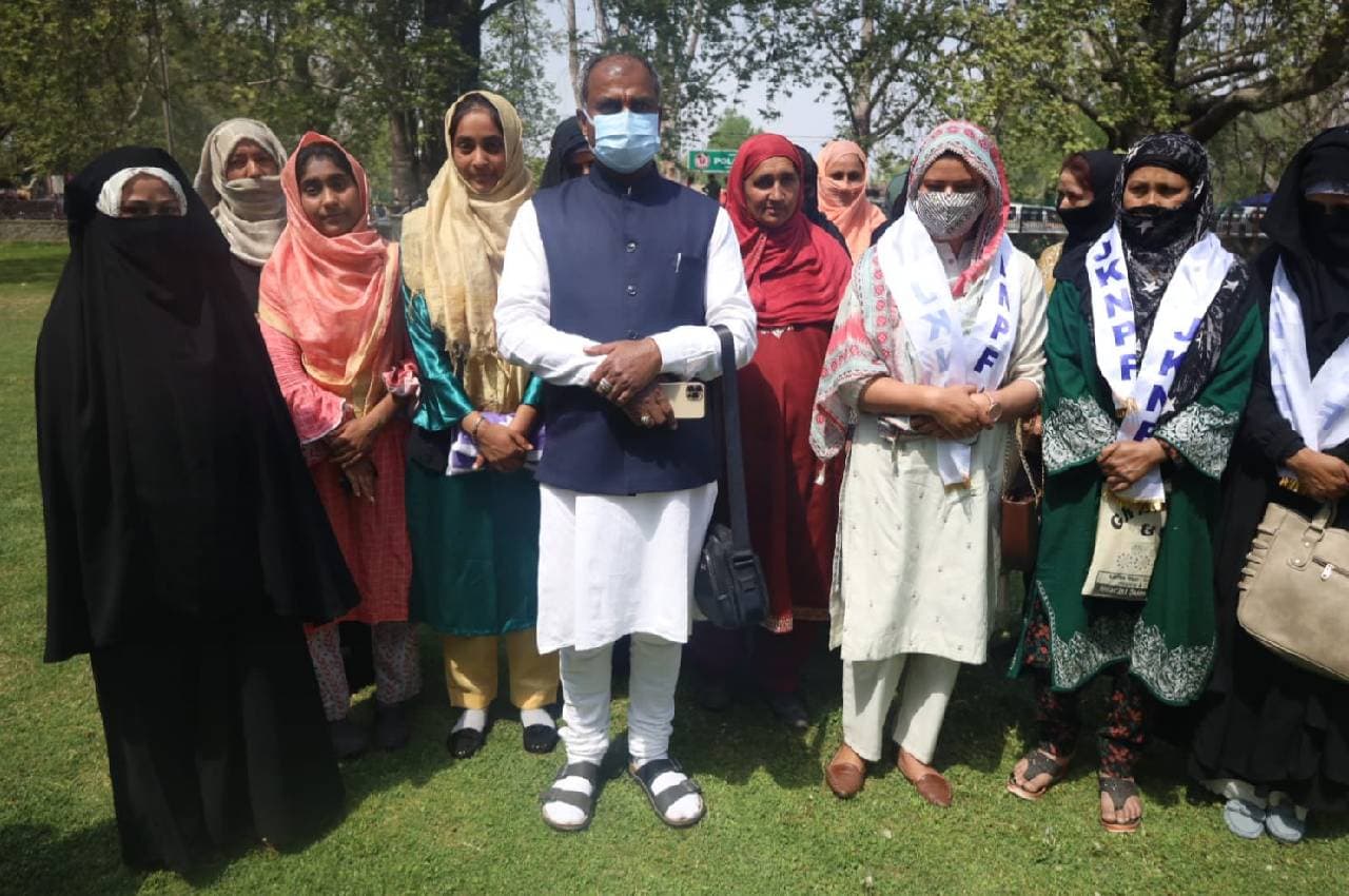 पंचायती राज दिवस: पंचायतों में नशामुक्ति अभियान चला रहे संजय कुमार, पूरे उत्तर भारत में चलाने की तैयारी