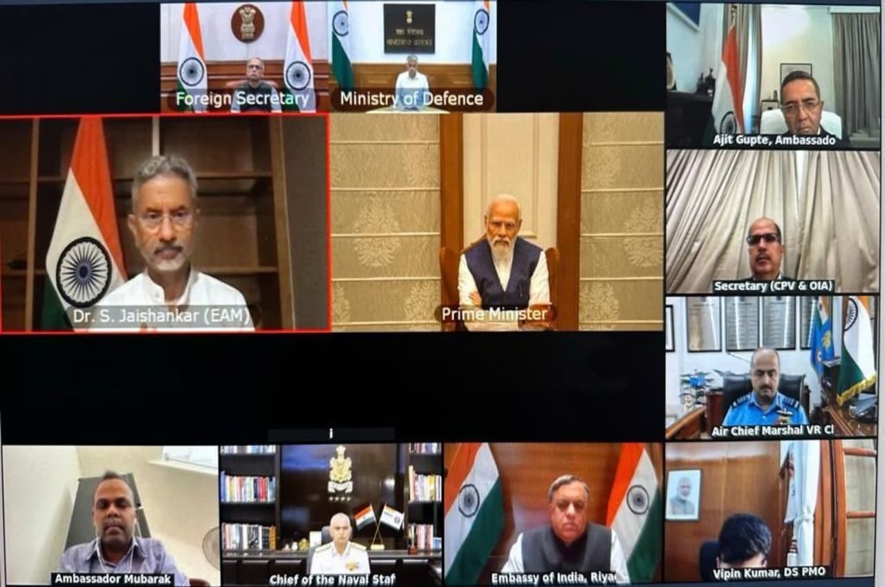 Sudan Conflict: PM मोदी ने की हाईलेवल मीटिंग, 4 हजार भारतीयों की 'सुरक्षित वापसी' को लेकर हुआ अहम फैसला
