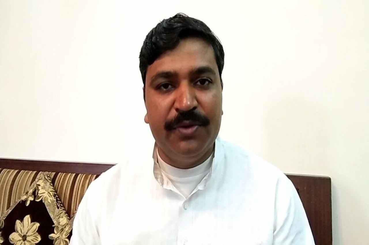 सामाजिक न्याय मंत्री टीकाराम जूली ने पेंशन का मोबाइल एप किया लांच, कहा- 'अब कभी भी कहीं से किया जा सकेगा आवेदन'