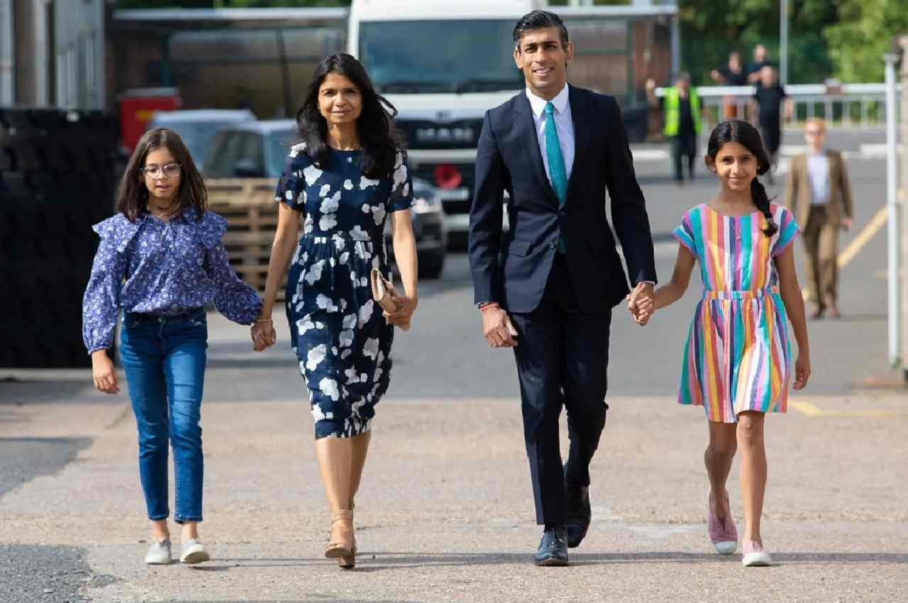 Rishi Sunak: ब्रिटेन के प्रधानमंत्री की सास सुधा मूर्ति बोलीं- मेरी बेटी की वजह से पीएम बने ऋषि सुनक