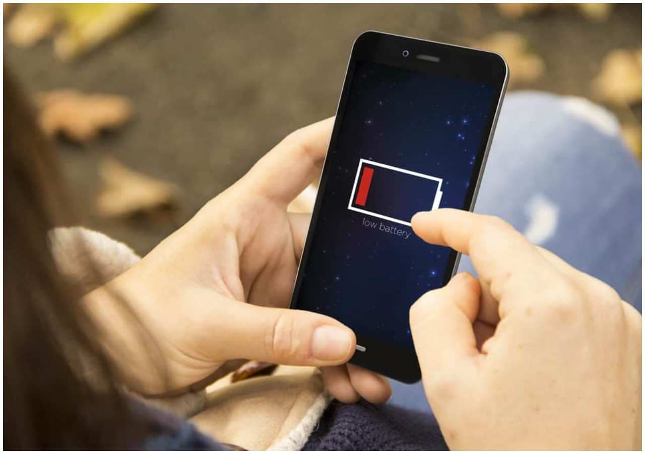 Smartphone Battery में आ गई है खराबी? जल्दी खत्म हो जाती है बैटरी तो अपनाएं ये टिप्स
