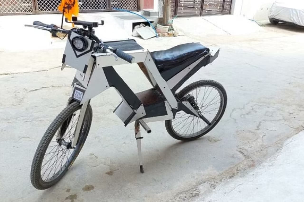 मात्र 20 हजार रुपये में इस युवक ने बना ली E Bike, जानें डिटेल