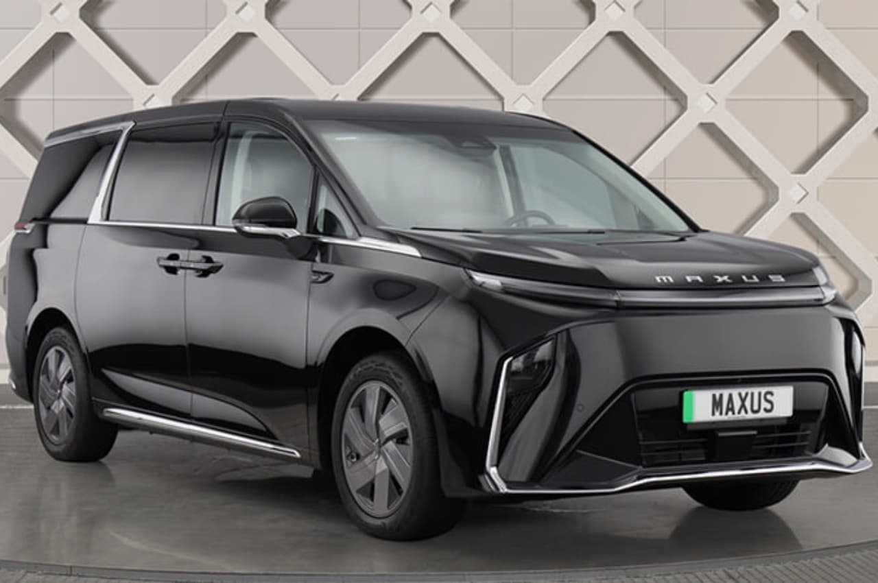 लुक में Kia Carens से एक कदम आगे और फीचर्स में Innova को टक्कर, इस नई SUV EV Car ने कार कंपनियों की उड़ाई नींद