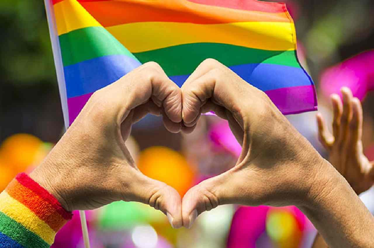 Same Gender Marriage Hearing: केंद्र ने पूछा- गे या फिर लेस्बियन मैरिज में पत्नी किसे कहेंगे?