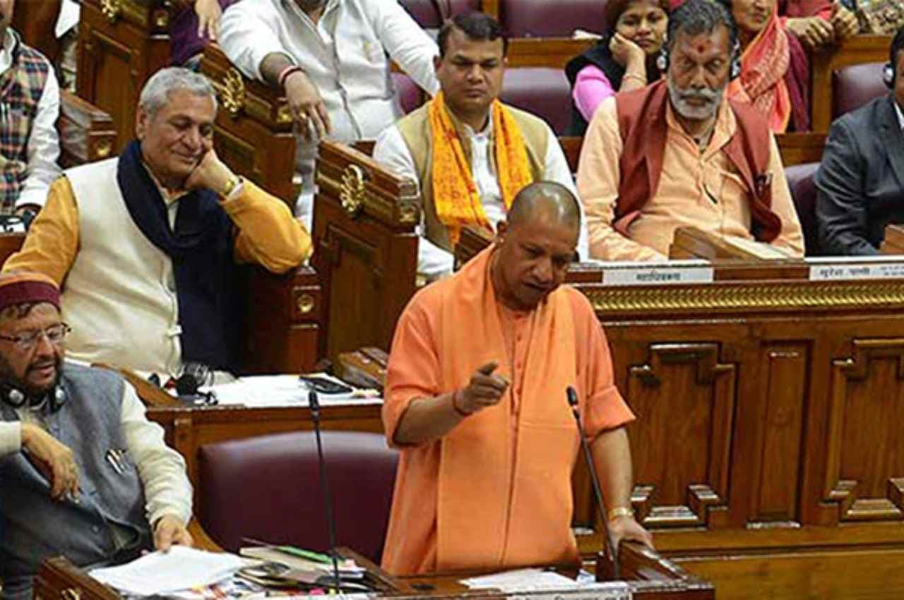 गैंगस्टर अतीक के बेटे असद का एनकाउंटर होते ही वायरल हुआ CM Yogi का ये वीडियो, देखें