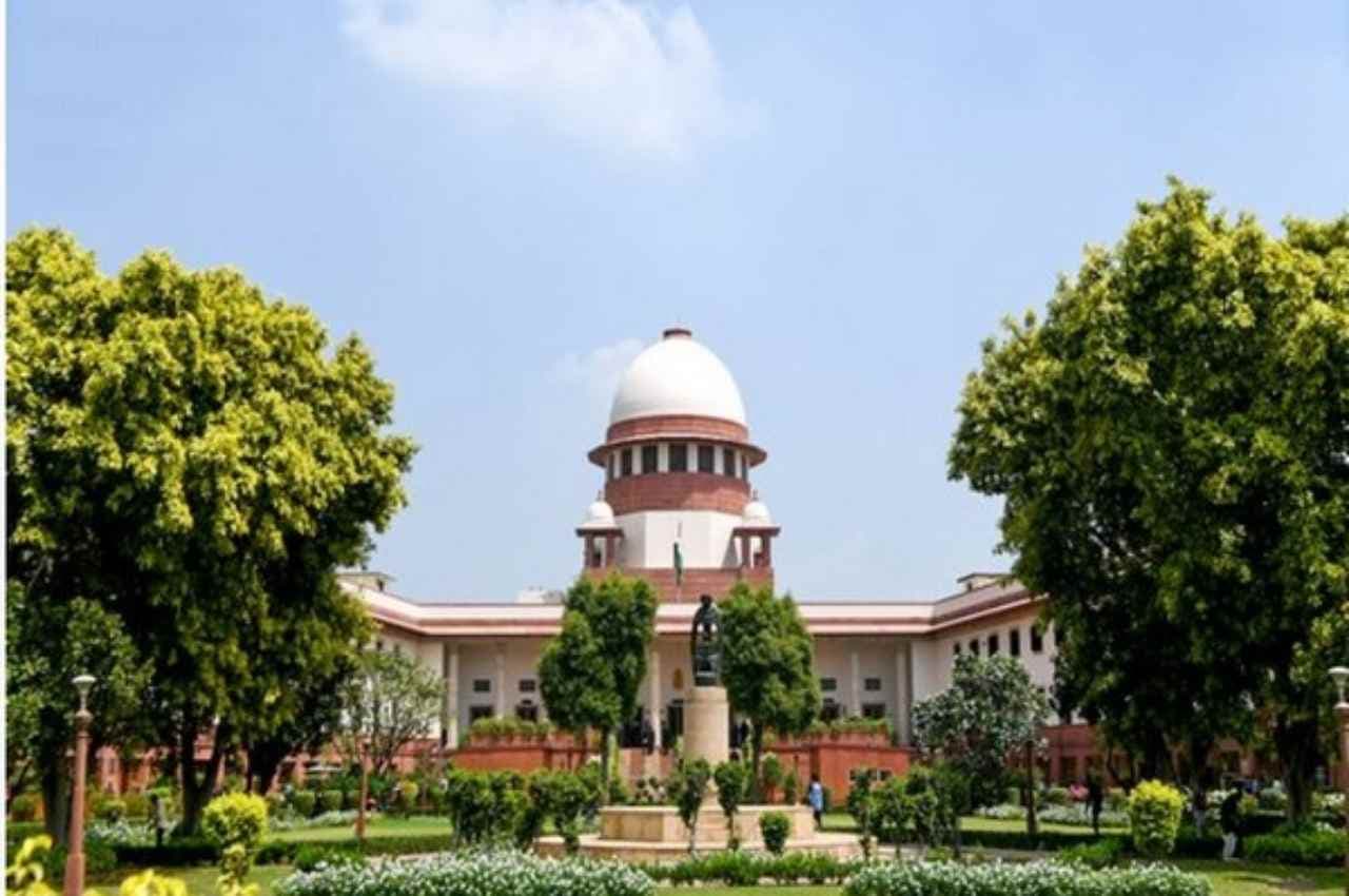 Adani Hindenburg Case: सुप्रीम कोर्ट में आज अडानी-हिंडनबर्ग मामले पर सुनवाई, सेबी ने जांच के लिए मांगा था समय