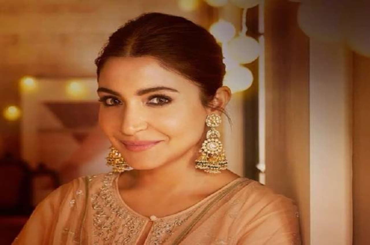 Anushka Sharma Birthday: शॉपिंग करते हुए मिल गया था Modeling का ऑफर, ऐसे की बॉलीवुड में धमाकेदार एंट्री