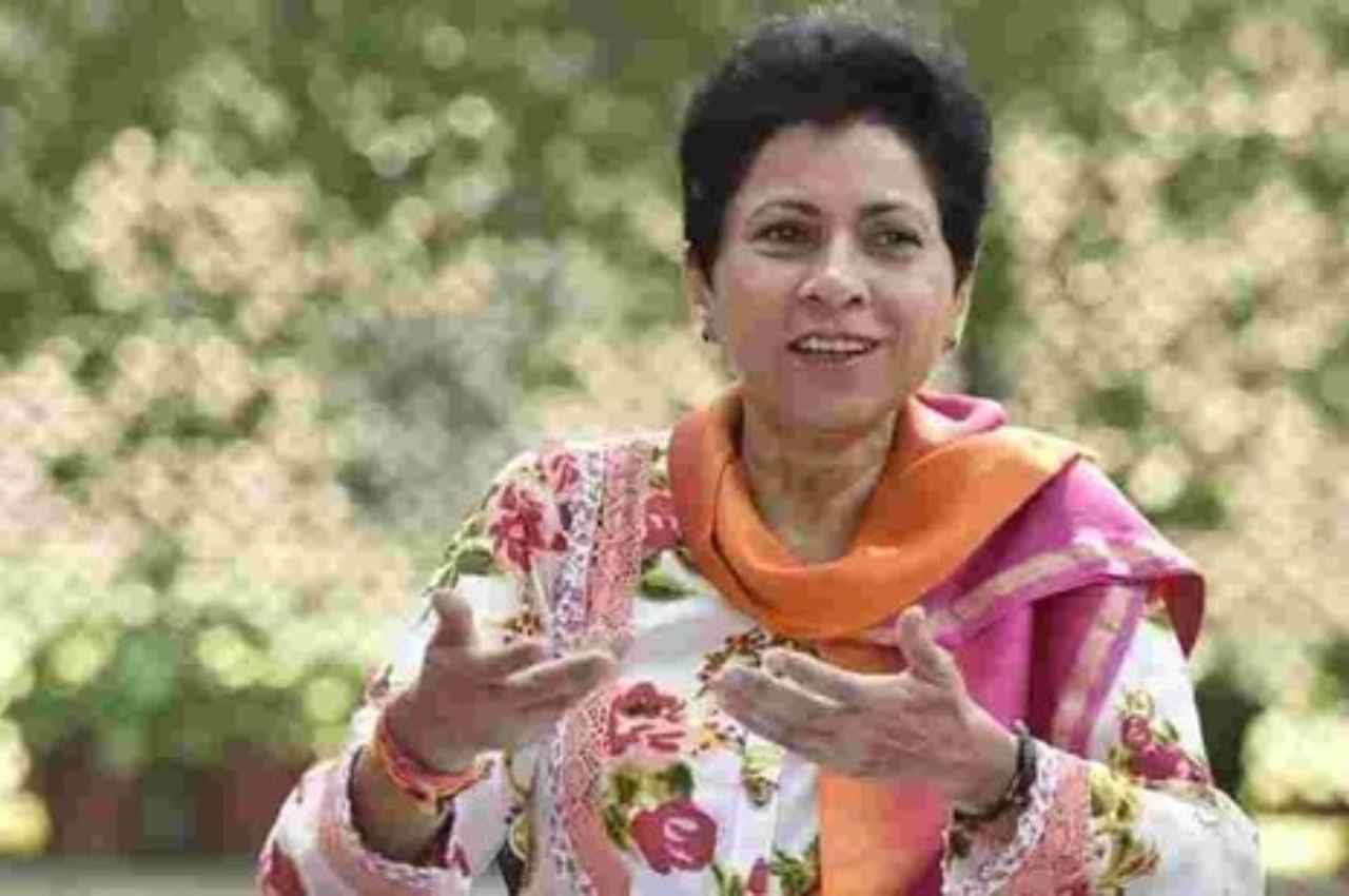 Chhattisgarh: छत्तीसगढ़ कांग्रेस की प्रदेश प्रभारी कुमारी सेलजा मंत्रियों के साथ करेंगी बैठक, चुनाव को लेकर होगी चर्चा