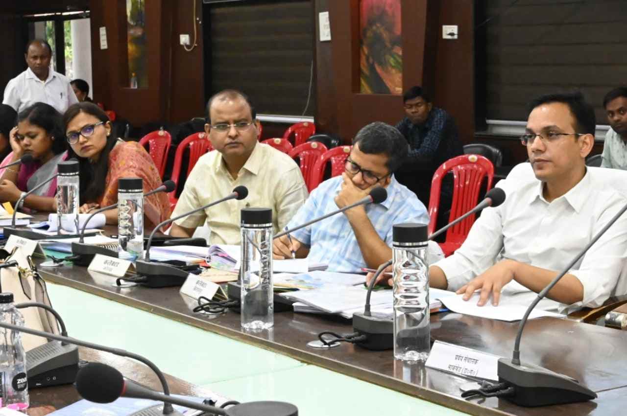 बिलासपुर: पशुओं के इलाज के लिए भी चलेंगे मोबाइल वाहन, कृषि उत्पादन आयुक्त ने दी जानकारी