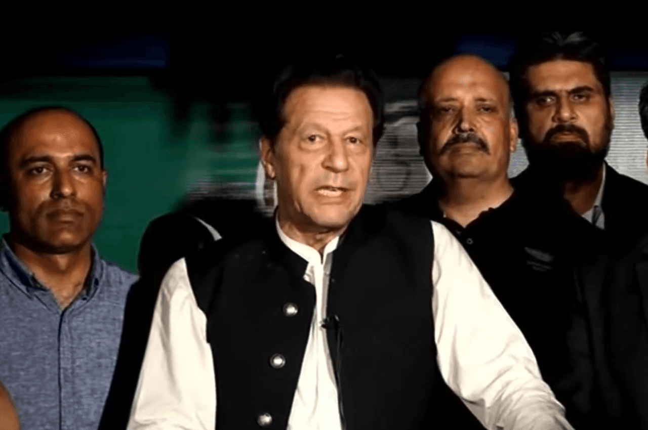 Imran Khan Case: 'जेल में डालकर विचाराधारा नहीं कुचल सकते...' इमरान खान ने अपने घर की तलाशी देने से किया इंकार