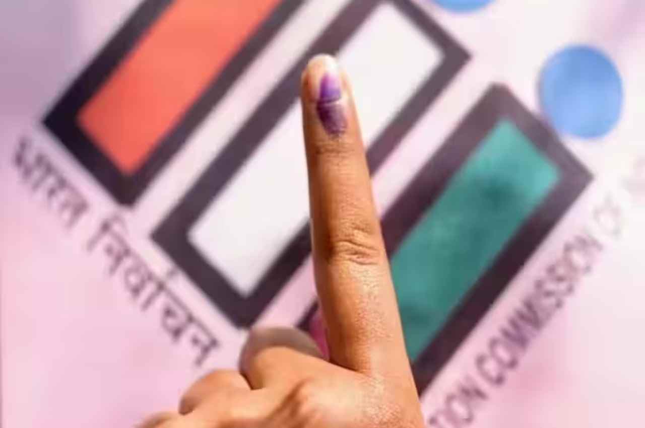 Karnataka Elections 2023: कर्नाटक में मतदान कल, जानें 224 विधानसभा में कहां कांटे की टक्कर