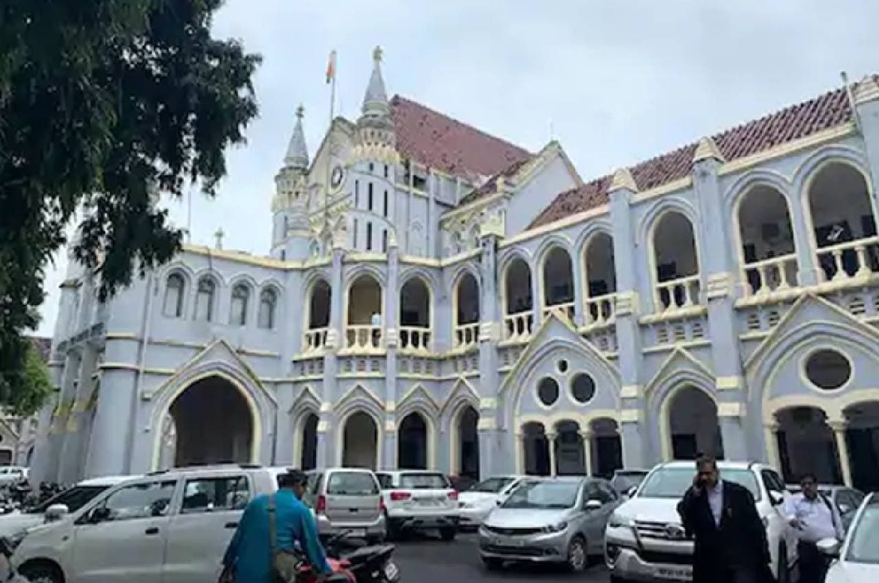 मध्य प्रदेश हाईकोर्ट में 7 नए जजों ने ली शपथ, जानिए इनके बारें में
