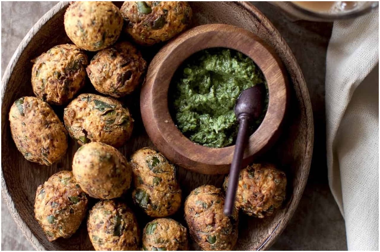 Methi Muthiya Recipe: ब्रेकफास्ट में बनाएं ये टेस्टी स्नैक, उंगलियां चाटने पर कर देगा मजबूर