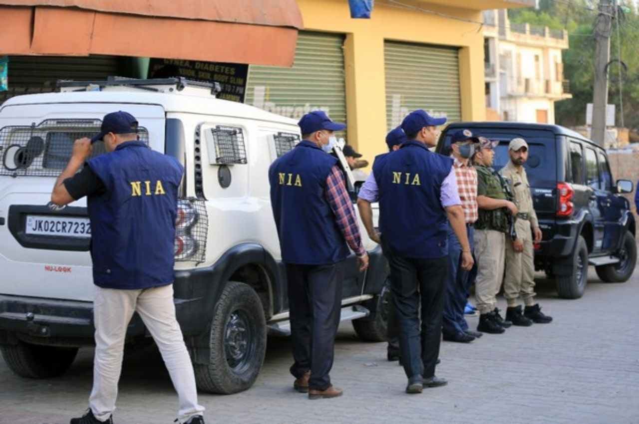 Jammu Kashmir: आतंकी साजिश मामले में एनआईए की बड़ी कार्रवाई, दक्षिण कश्मीर में 5 जगहों पर की छापेमारी