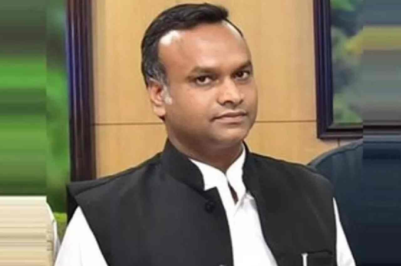 Karnataka Elections 2023 'अगर ऐसा नालायक बेटा होगा, तो फिर घर कैसे चलेगा', PM मोदी पर प्रियांक खड़गे का निशाना