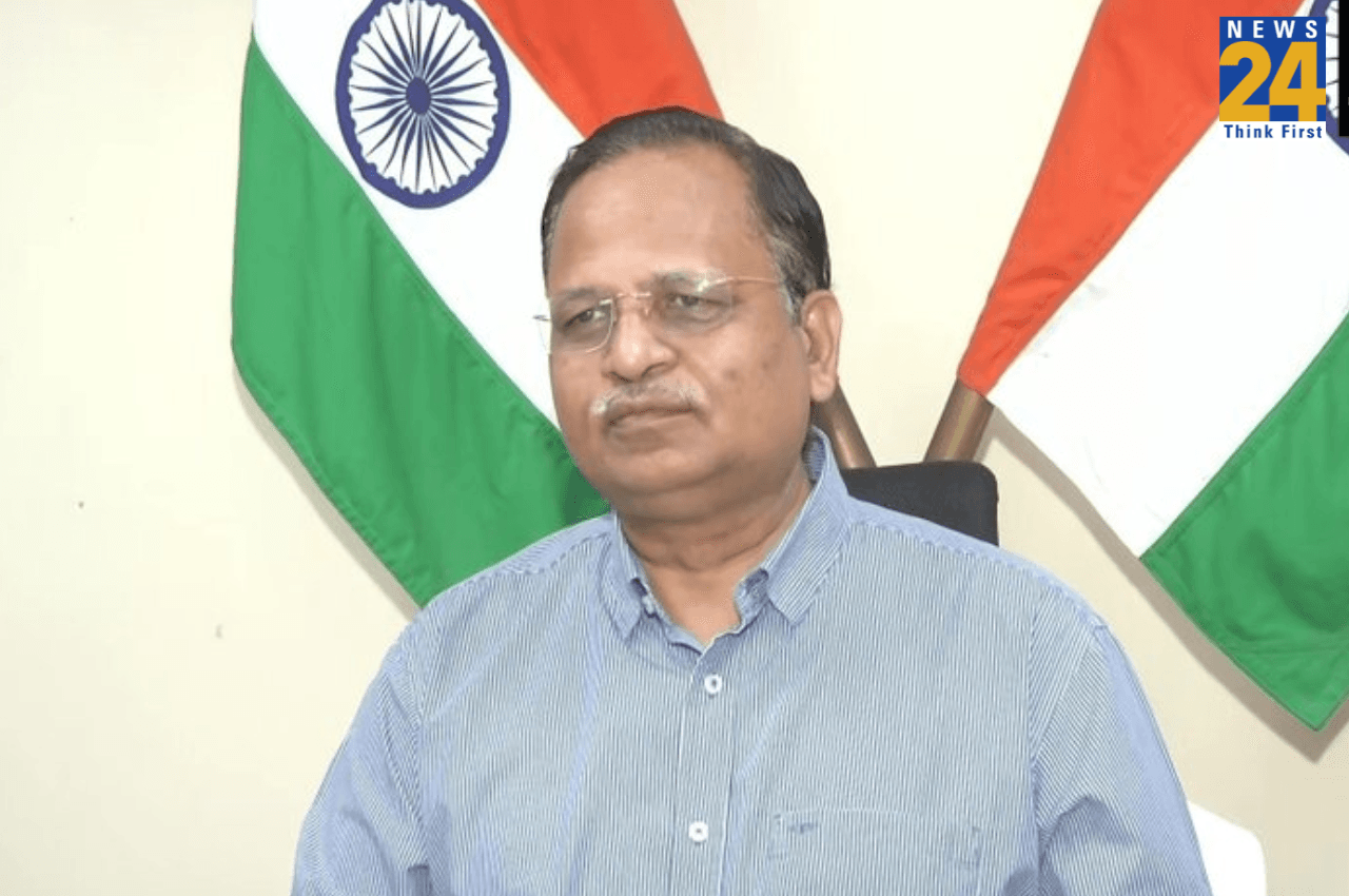 Satyendar Jain Health Bulletin: 'दिमाग में जमा ब्लड क्लॉट, हालत स्थिर...', LNJP अस्पताल ने सत्येंद्र जैन के इलाज के लिए बनाया डॉक्टरों का बोर्ड