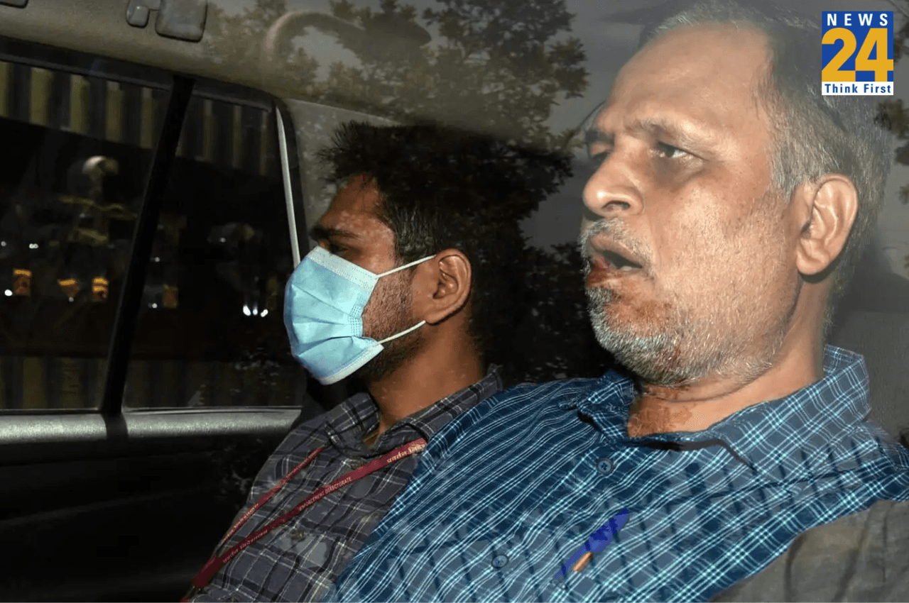 Satyendra Jain Plea: 'वे कंकाल हो गए हैं, जेल में वजन 35 किलो घटा...', सत्येंद्र जैन के वकील ने SC से कहा, ED को नोटिस जारी