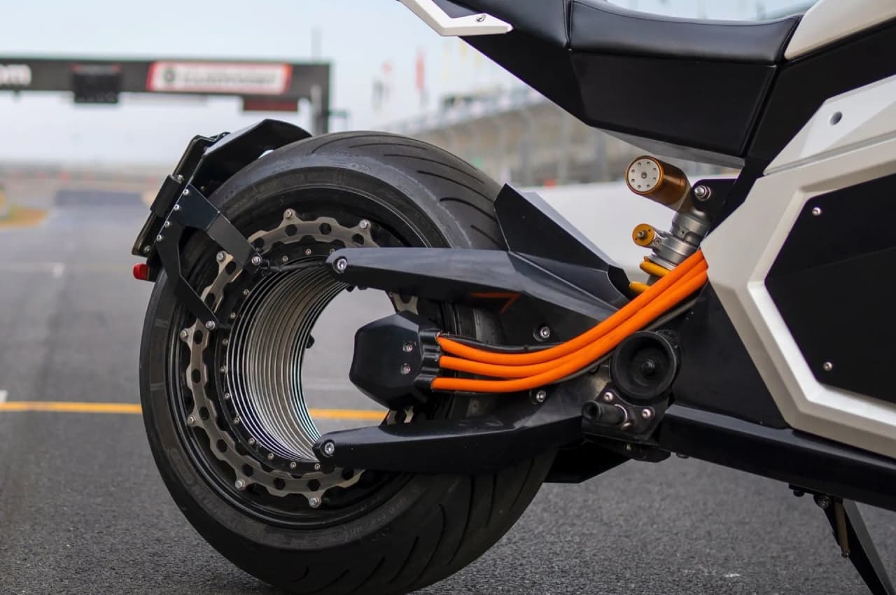 TS Pro Verge Motorcycle, TS Pro, Mika Hakkinen,