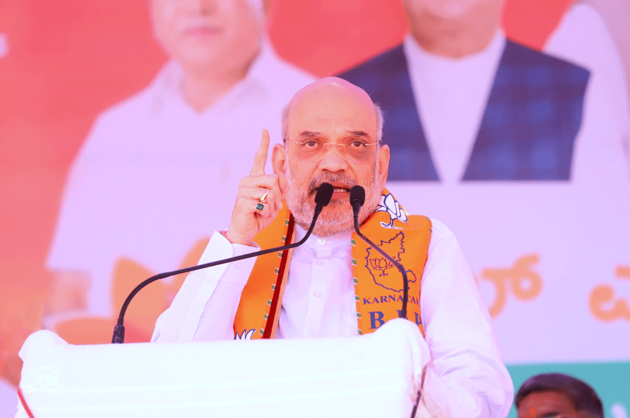 West Bengal: केंद्रीय गृह मंत्री अमित शाह एक दिवसीय दौरे पर पहुंचे बंगाल, कई कार्यक्रमों में होंगे शामिल