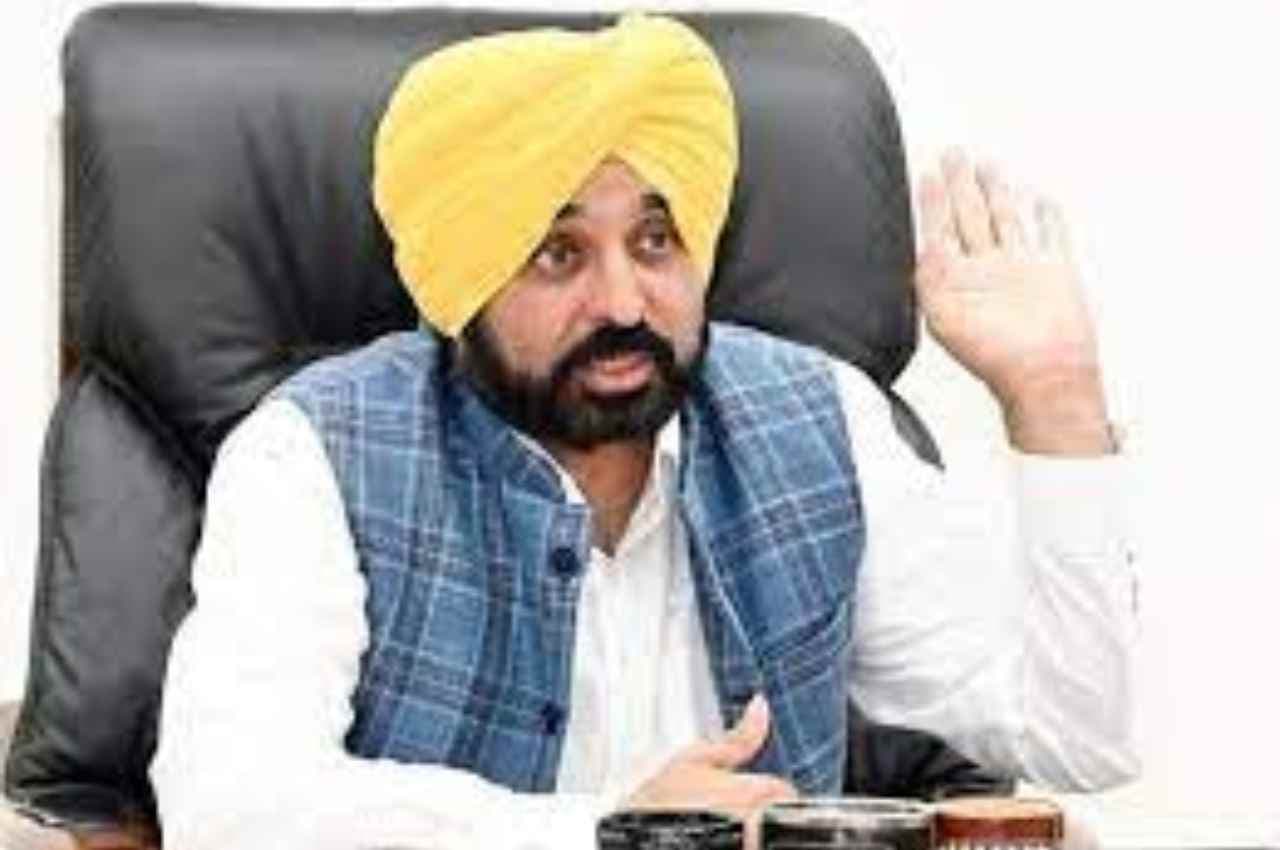 पंजाब: करप्शन पर लगी लगाम, एंटी करप्शन हेल्पलाइन पर शिकायत से 300 अधिकारी गए जेल
