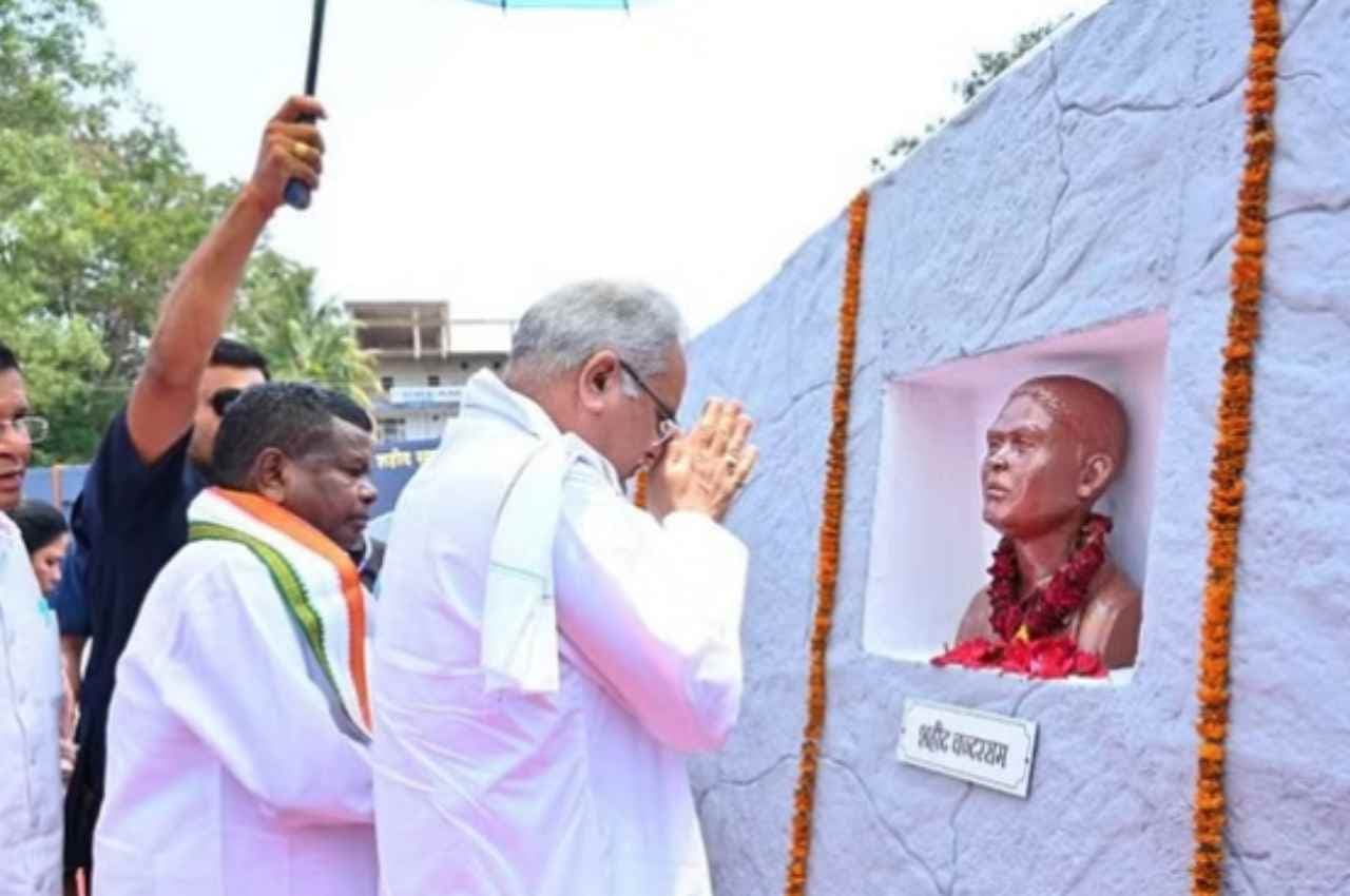 झीरम हमले के शहीदों को सीएम बघेल ने दी श्रद्धांजलि, बोले-न्याय मिलने तक जारी रहेगी लड़ाई
