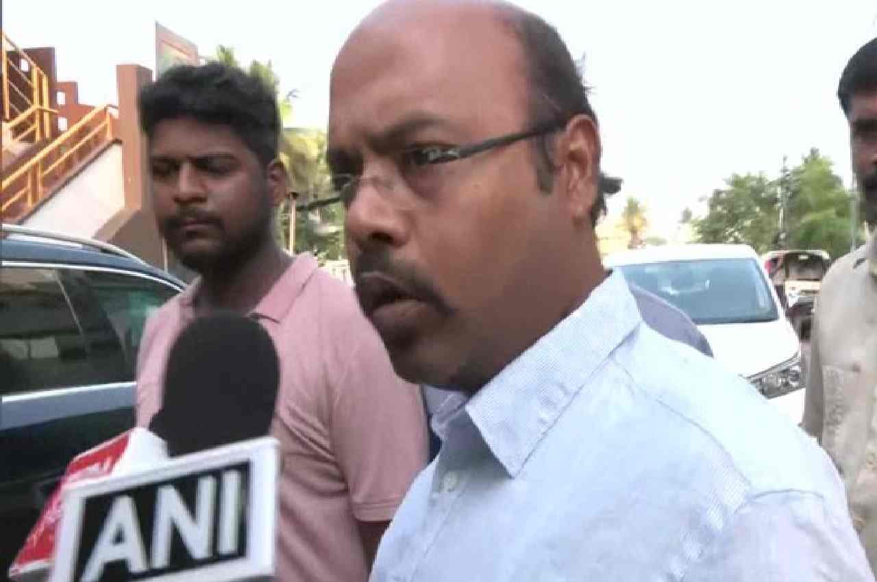 Karnataka Polls Results: शुरुआती रुझानों में कांग्रेस को भारी बहुमत, सिद्धारमैया के बेटे बोले- मेरे पिता को CM बनना चाहिए