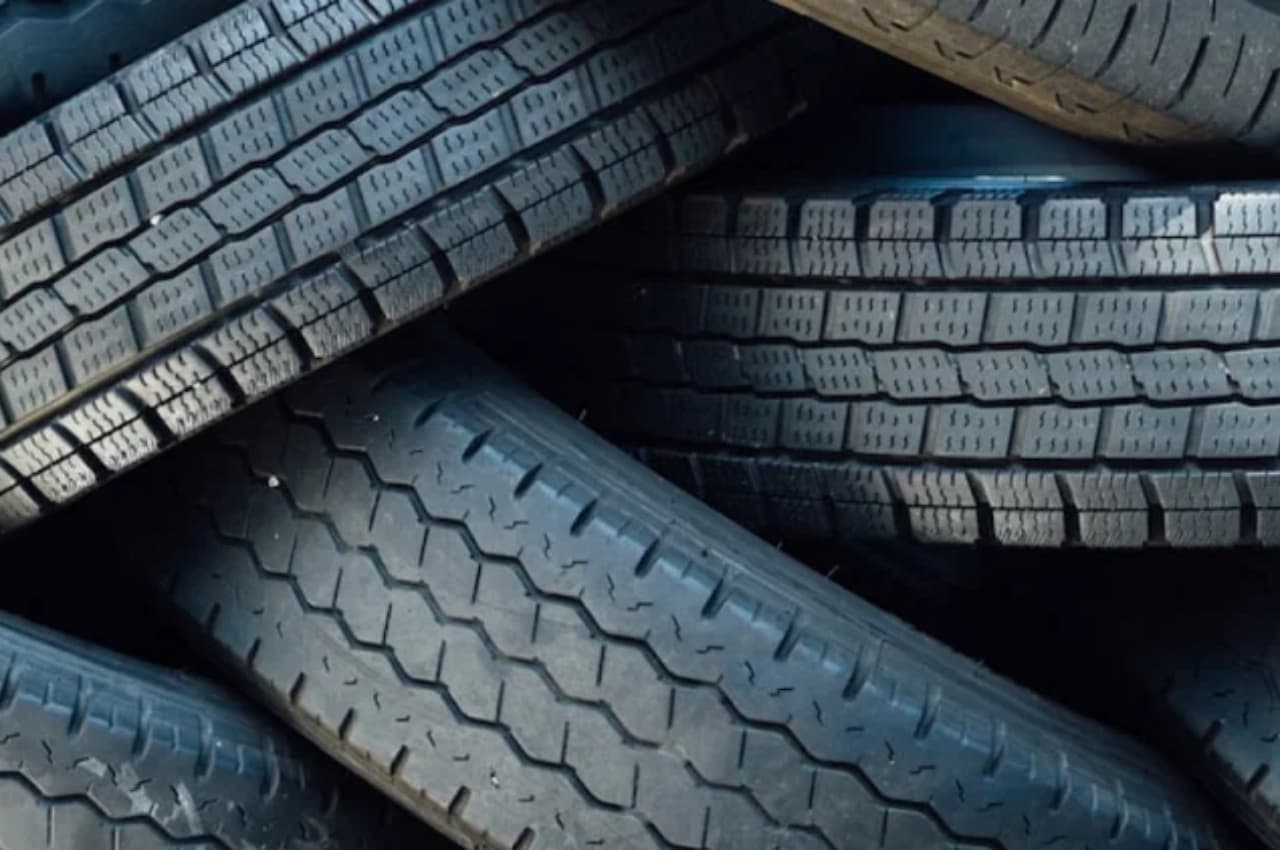 Tyre Upsizing: स्पोर्टी लुक के चक्कर में न बिगाड़े अपनी कार की परफॉमेंस, जानें डिटेल