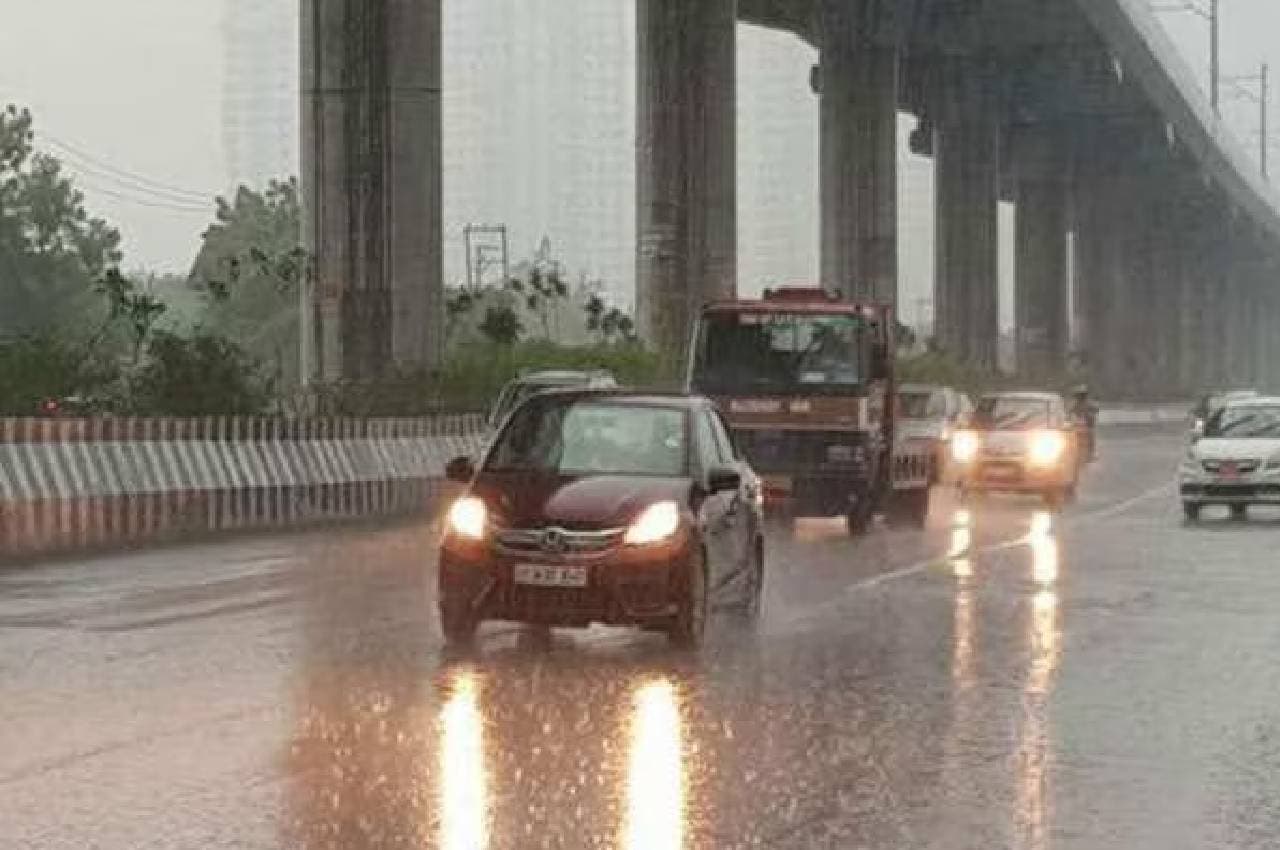 Delhi-NCR Rains: दिल्ली-एनसीआर के कुछ हिस्सों में भारी बारिश, येलो अलर्ट जारी; जानें IMD की भविष्यवाणी