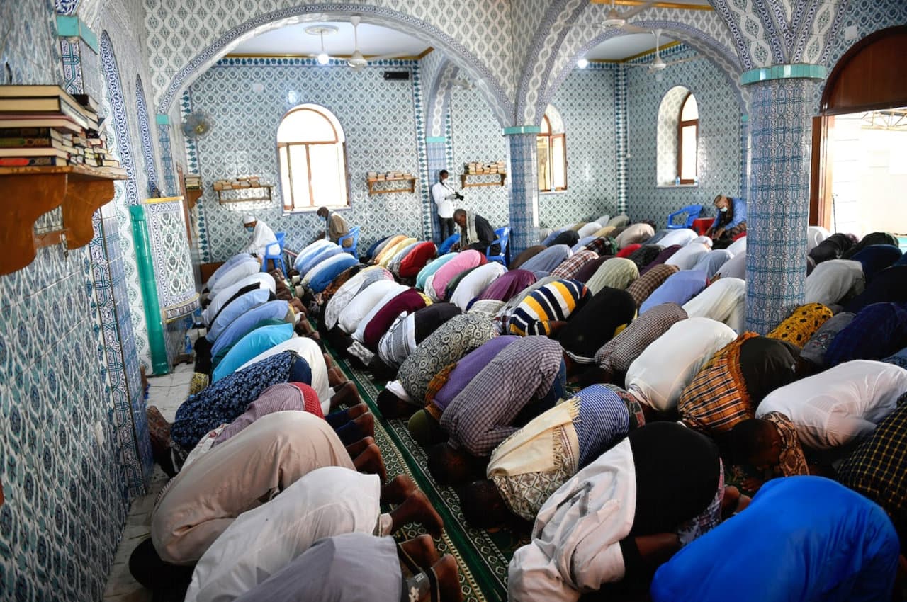 Eid-Ul-Adha 2023: इसलिए मनाई जाती है बकरीद, हजरत इब्राहिम से जुड़ी है कहानी