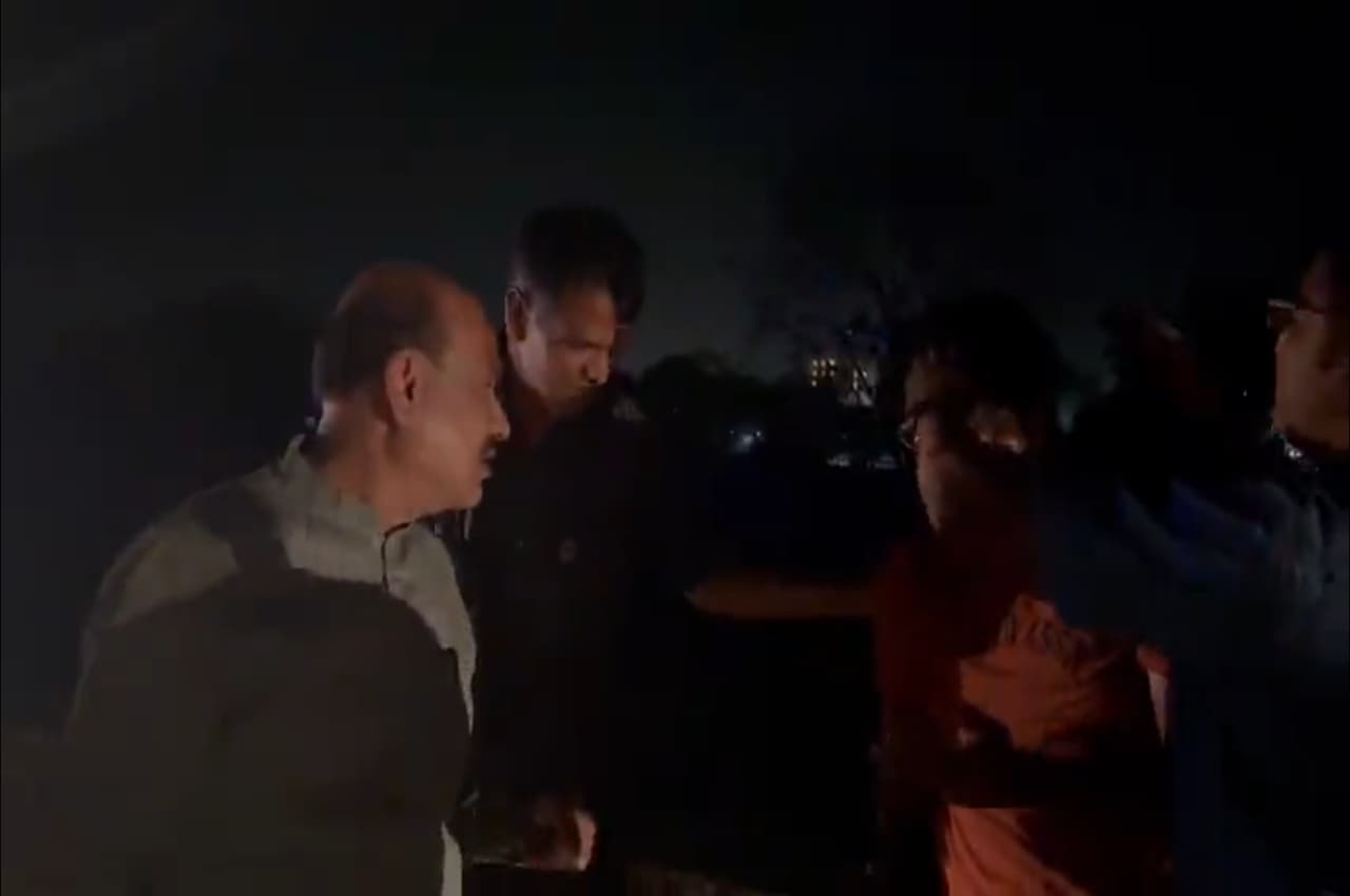 Kota News: घायल युवक को देख स्पीकर ओम बिड़ला ने रोका काफिला, एंबुलेंस से भिजवाया अस्पताल