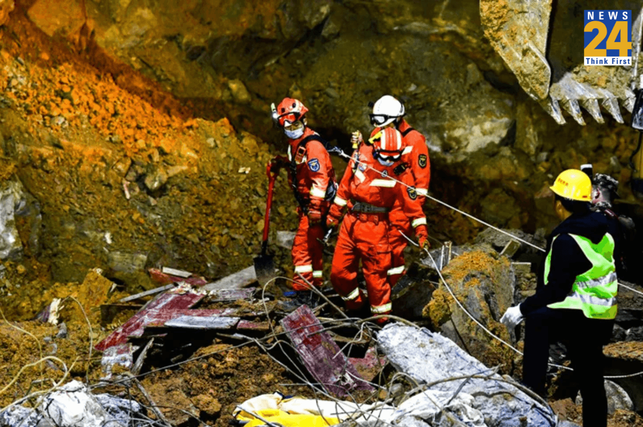 Landslide in China: सिचुआन प्रांत में भूस्खलन, 14 लोगों की मौत और पांच लापता