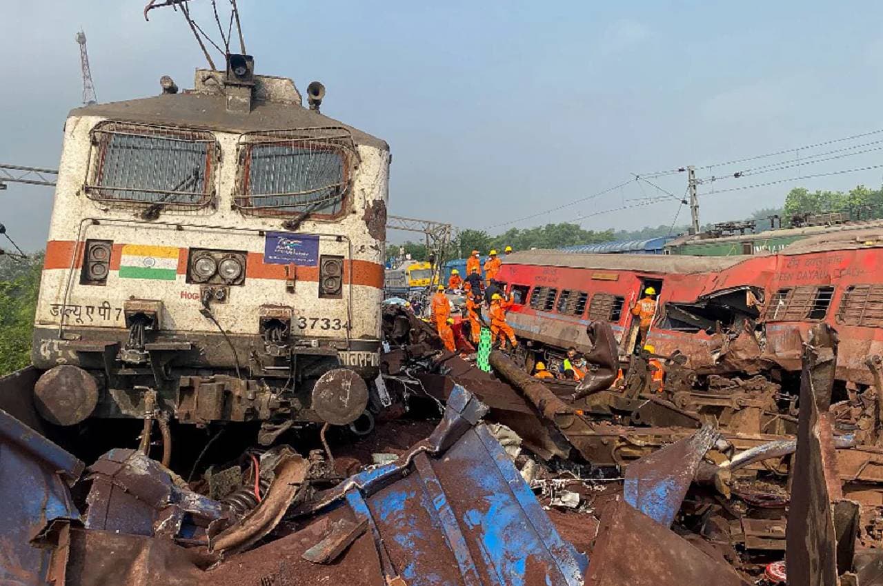 Odisha Train Accident: ओडिशा ट्रेन हादसे में 101 शवों की अब तक शिनाख्त नहीं, 55 डेडबॉडी परिजनों को सौंपे गए