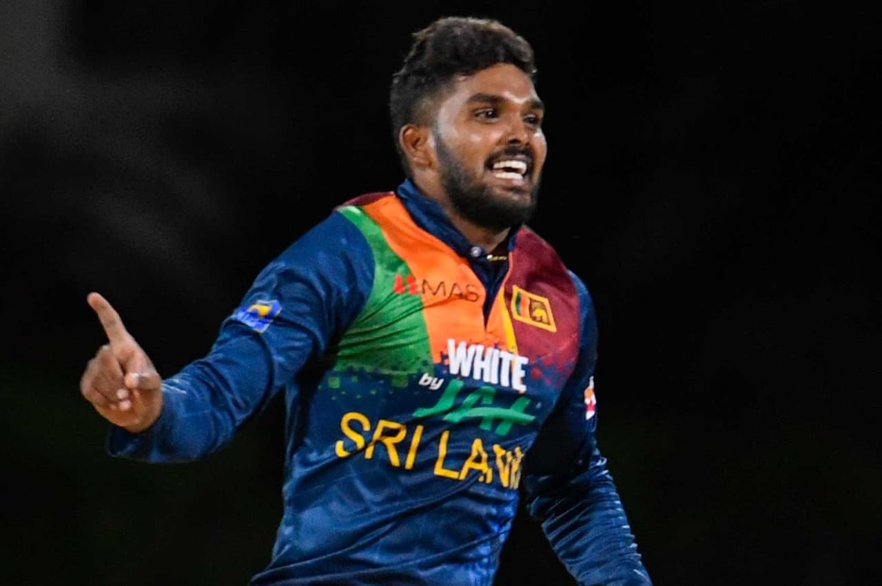 ODI WC Qualifiers: वानिंदु हसरंगा ने रच दिया इतिहास, वनडे में ऐसा कारनामा करने वाले बन गए पहले श्रीलंकाई खिलाड़ी