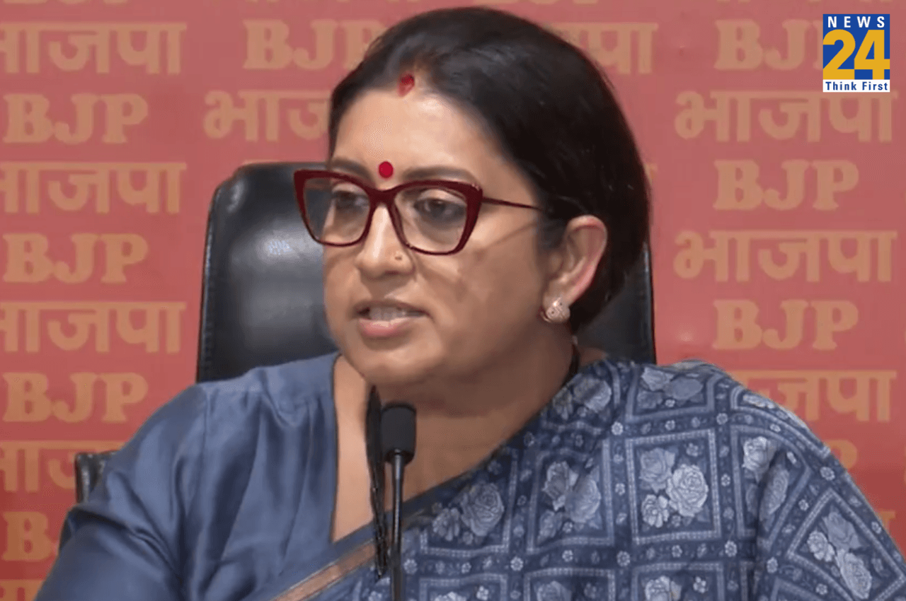 'ये कैसी मोहब्बत जो अपनी ही संसद का बहिष्कार करे...', स्मृति ईरानी ने राहुल गांधी पर कसा तंज, गिनाई सरकार की उपलब्धियां