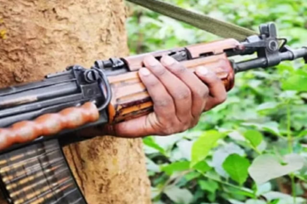 Sukma: नक्सलियों ने कर दी दो लोगों की हत्या, 12 दिन पहले 15 ग्रामीणों का किया था अपहरण