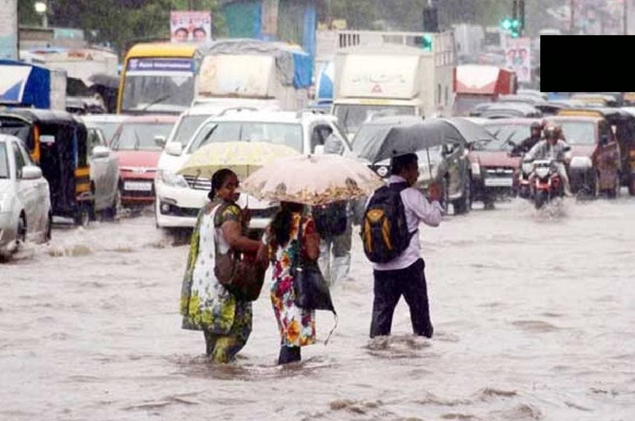 तमिलनाडु में भारी बारिश की चेतावनी के बाद कई जिलों में स्कूल बंद, जानें अन्य राज्यों के लिए IMD की भविष्यवाणी