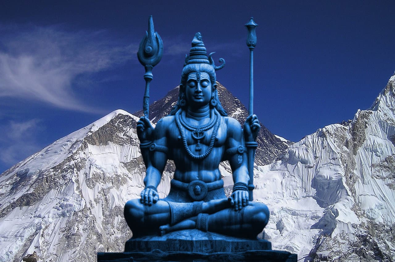 इस बार सावन में आएंगे 8 सोमवार, वरदान पाने के लिए ऐसे करें शिव की पूजा
