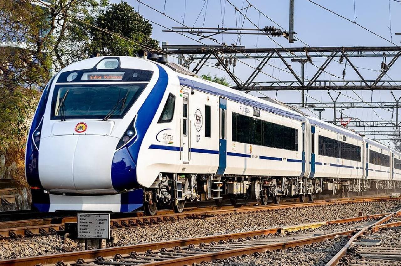 Indian Railways: अब इस रूट पर नहीं चलेगी वंदे भारत ट्रेन, बंद करने के पीछे है ये बड़ा कारण