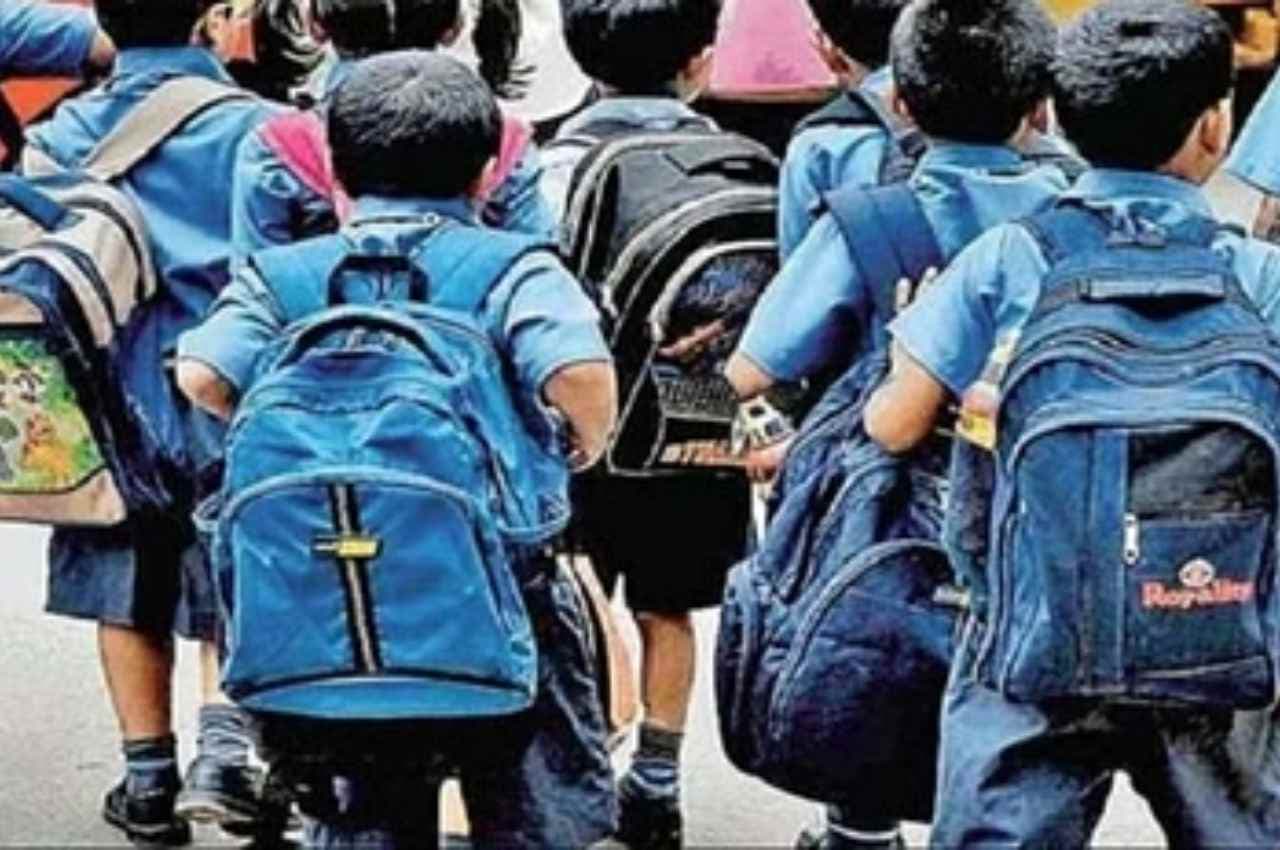बिलासपुर: मुख्यमंत्री स्कूल जतन योजना से संवर रहे स्कूल भवन, बच्चों को पढ़ाई के लिए मिलेगा बेहतर परिवेश
