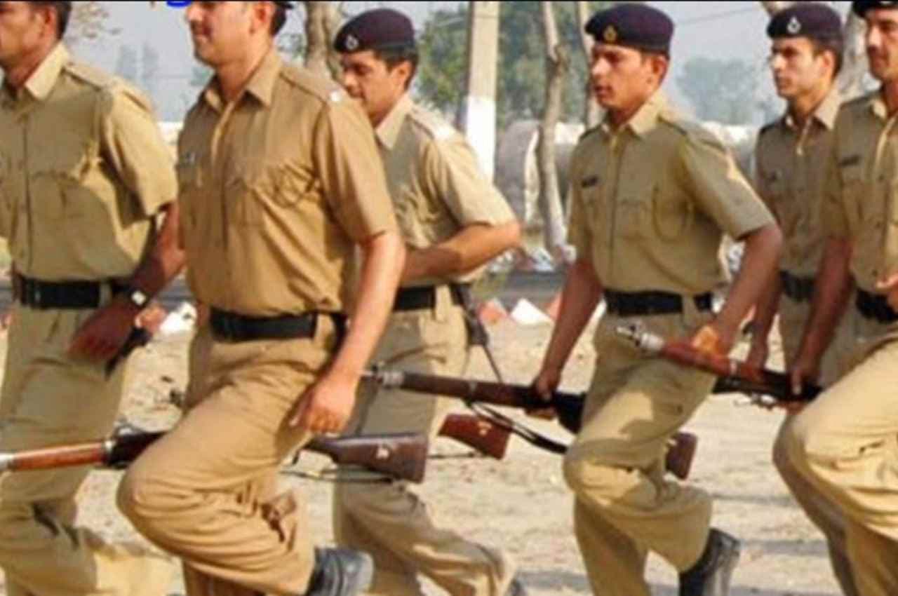 कवर्धा: जिले के युवकों को सुरक्षा के क्षेत्र में रोजगार के सुनहरा अवसर, जिले के सभी थाना क्षेत्रों में ली जा रही भर्ती